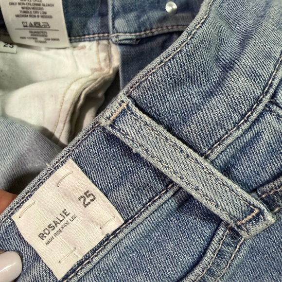 Hudson Rosalie High Rise Wide Leg Distressed Jeans - Picture 8 of 9